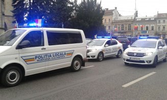 Polițiștii locali din Cluj, dotați cu camere video. Boc: "să nu stea la cafele și să dea telefoane personale"
