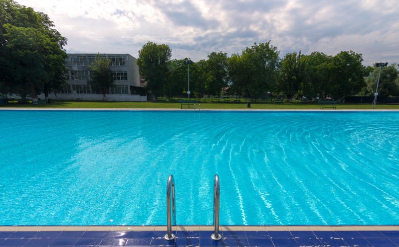 Se anunță zile toride la Cluj! Ce preferi, ștrandurile și piscinele sau aerul condiționat?