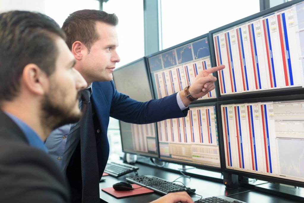 Clujul scrie istorie la bursă. Brokerii locali vor susține în premieră lichididatea companiilor