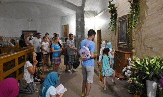 Creştinii prăznuiesc joi Adormirea Maicii Domnului sau Sfânta Maria Mare, ocrotitoarea marinarilor