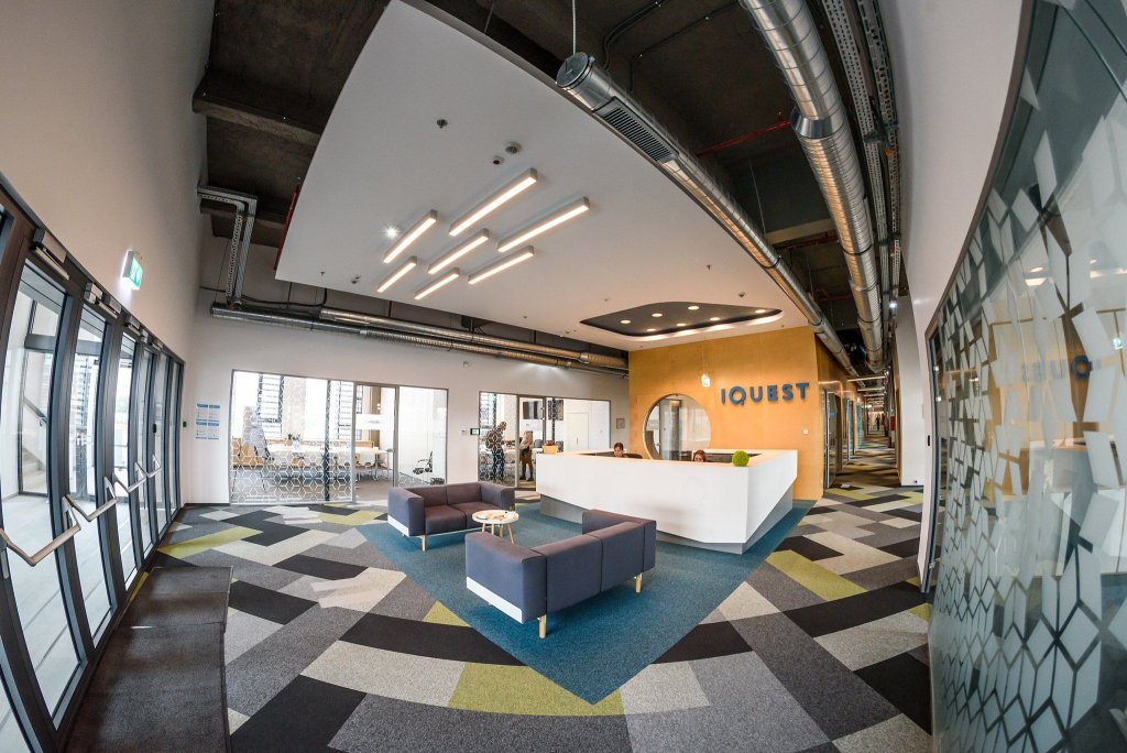 Iquest Cluj va înghiți companiile grupului din Brașov și Sibiu