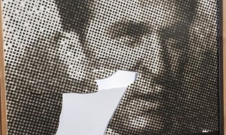Expoziția "U100" din centrul Clujului, vandalizată