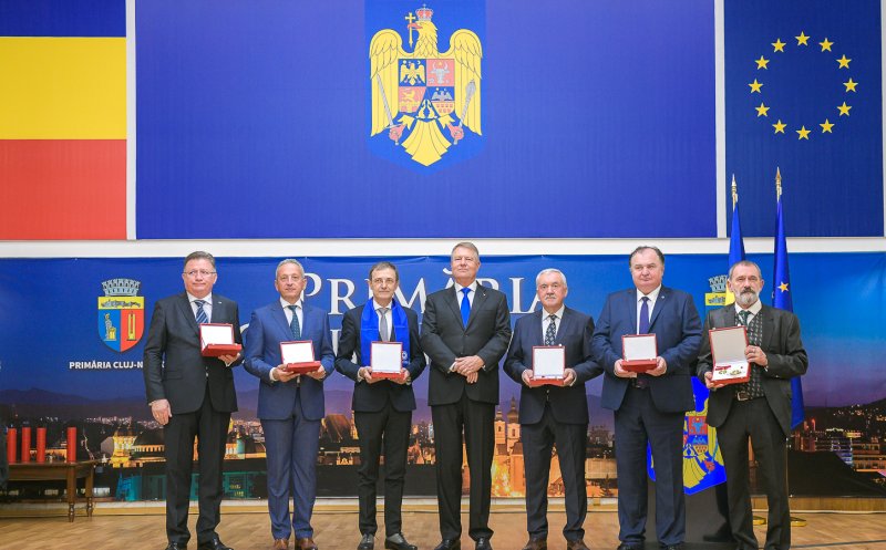 Președintele a decorat cele șase universități de stat din Cluj