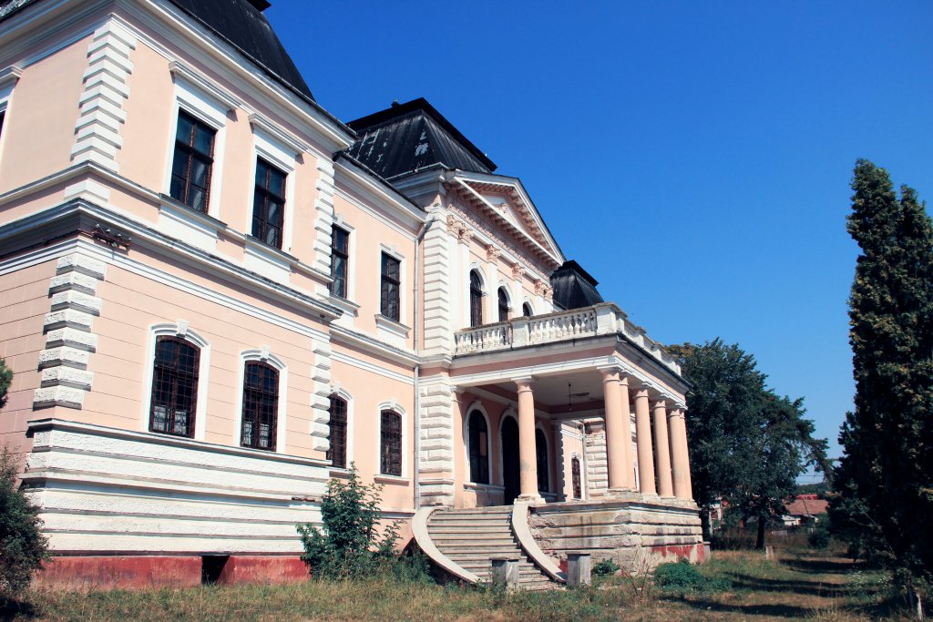 Castelul Banffy a rămas fără restaurator. Licitația a fost anulată