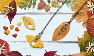 Business de Cluj. Cum să faci afaceri de aproape jumătate de milion de lei cu frunze, flori sau bucăți de fructe