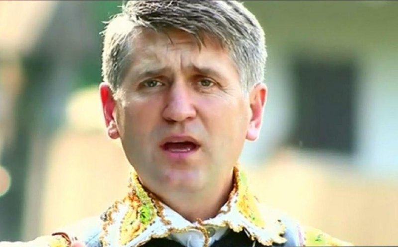 Cultul lui Pomohaci. Fostul preot ține slujbe de exorcizare într-un garaj transformat în biserică