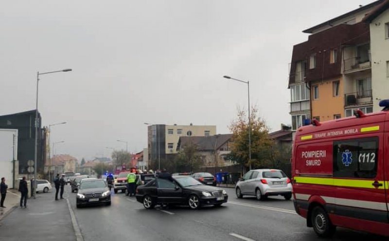 Accident grav pe Calea Turzii. Un bărbat a rămas încarcerat