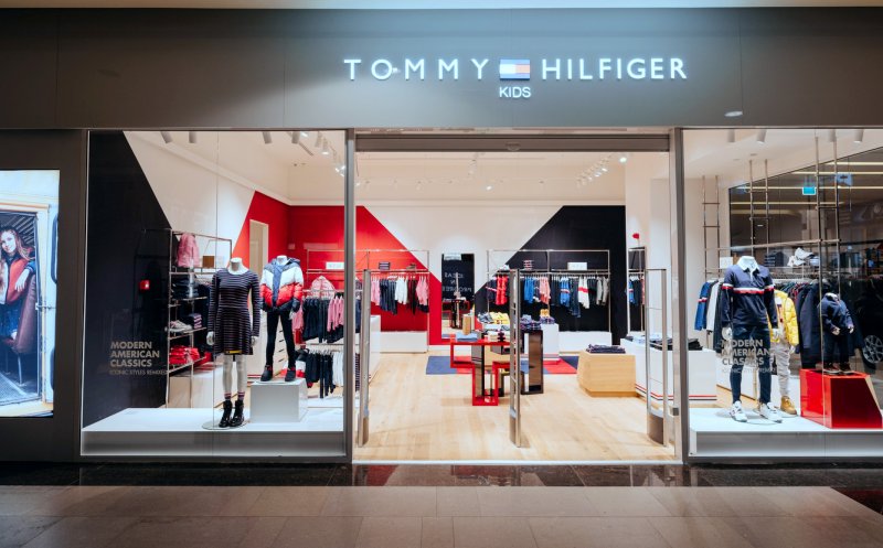 În  Iulius Mall s-a deschis primul magazin Tommy Hilfiger Kids din Cluj-Napoca