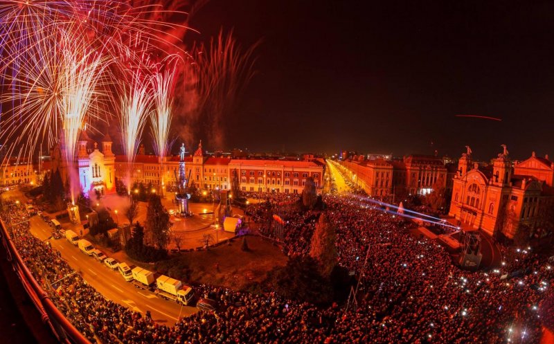 1 Decembrie 2019! Paradă militară, aprinderea luminilor de sărbători și concerte la Cluj-Napoca