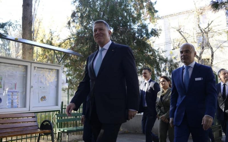 Klaus Iohannis a câştigat primul tur al prezidenţialelor. "Niciodată românii nu au votat atât de mult şi atât de clar împotriva PSD-ului"
