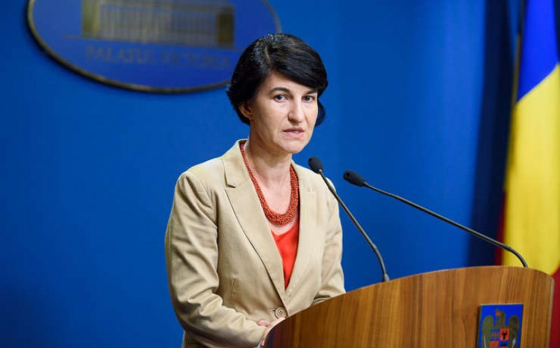 Ministrul Muncii, Violeta Alexandru, dă asigurări românilor: Nu vom tăia pensiile, nu vom tăia salariile. Să oprim manipularea