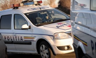 Victima rănită grav în accidentul de la Cluj, produs de un şofer fără permis, este un poliţist