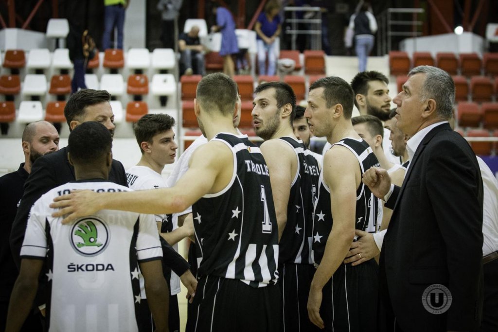 U-BT Cluj, la prima înfrângere din acest campionat