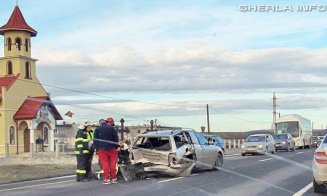 Accident la Bonţida. Două maşini făcute acordeon, au intervenit pompierii