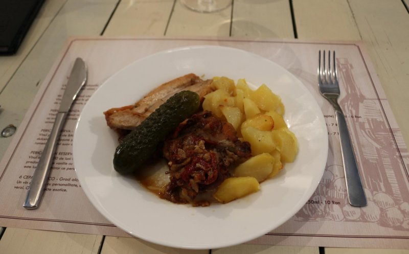Românii, pe ultimul loc în UE la luat masa în oraș