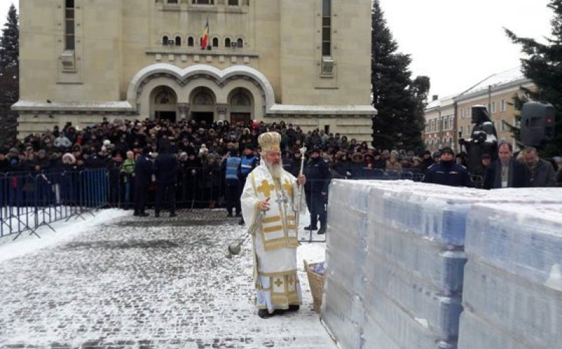 Boboteaza 2020. Ziua când sunt sfinţite apele, iar fetele îşi visează ursitul. Tradiţii, obiceiuri şi superstiţii