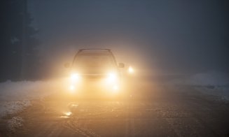 Atenție, șoferi! Ceață densă la Cluj. Vizibilitate sub 50 m în unele zone