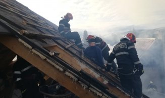 Incendiu la Mănăstirea din Mărișel. Localnicii au reușit să țină flăcările sub control