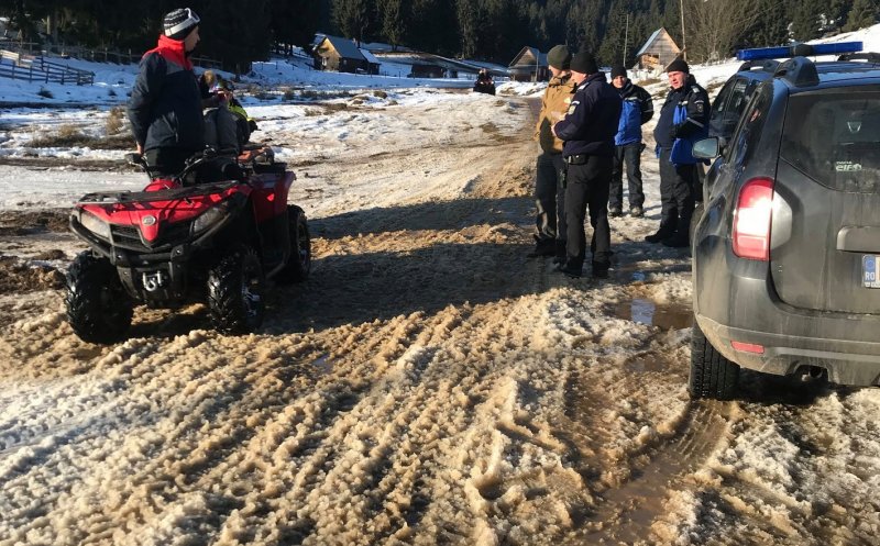 Turiști amendați în Răchițele. Au intrat cu vehicule motorizate în zone protejate