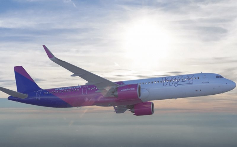 Cursa Wizz Air care zbura luni de la Cluj Napoca la Charleroi a lovit o pasăre la decolare