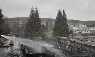 A luat foc Sinterom! Arde o hală a combinatului lui Vuza