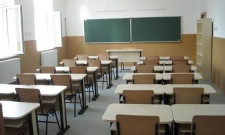 Peste 3.000 de elevi stau în continuare acasă din cauza şcolilor închise. 8 școli și o grădiniță, închise parțial, la Cluj