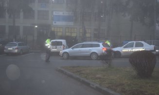 Razie de weekend pe drumurile Clujului. Peste o sută de amenzi și zece permise reținute