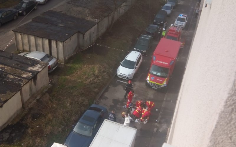 Accident grav în Mănăștur. Persoană lovită de camion/Femeia a decedat