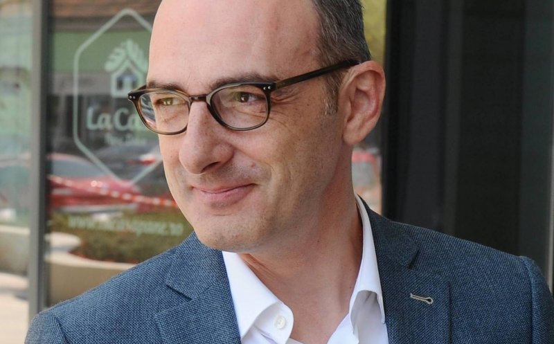 Fostul proprietar al The Office revine la Cluj
