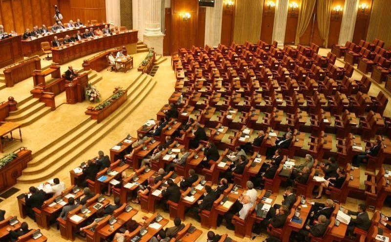 Ședință la parlament pentru  învestirea Guvernului Cîțu