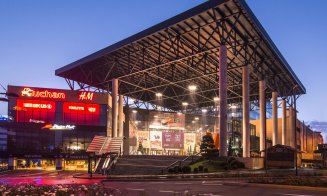 Iulius Mall nu își închide toate porțile! Hypermarket-ul, farmacia și pet-shop-ul rămân deschise
