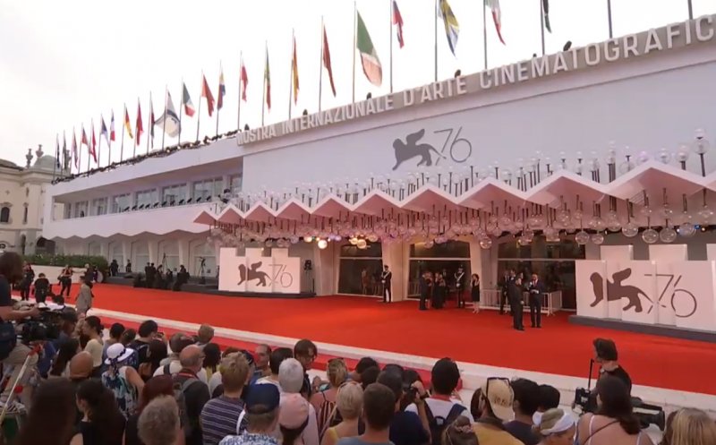 Optimism în Italia! Festivalul de Film de la Veneţia continuă pregătirile pentru ediţia din acest an