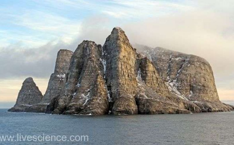 O parte dintr-un continent pierdut a fost descoperită sub Canada
