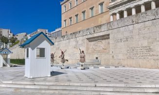 Grecia rezistă eroic în faţa pandemiei. Nu mai este "oaia neagră" a Europei