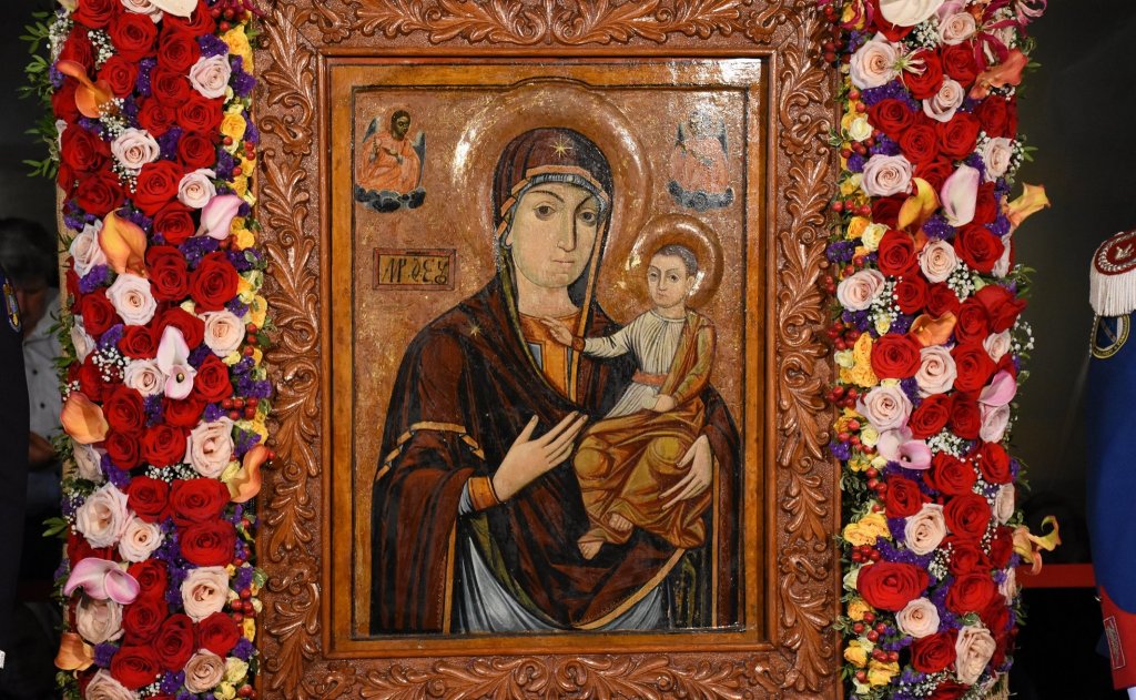 Icoana făcătoare de minuni de la Nicula, în procesiune pe străzile din Cluj-Napoca