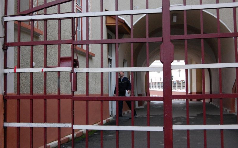 Passaris, prins cu un telefon mobil în celula din Penitenciarul Gherla
