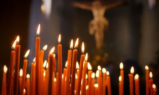 Se deschid bisericile: "Se va evita atingerea sau sărutarea obiectelor sacre de cult"