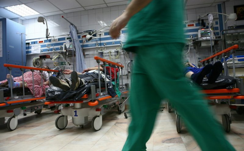 Un pacient confirmat cu noul coronavirus s-a spânzurat în spital