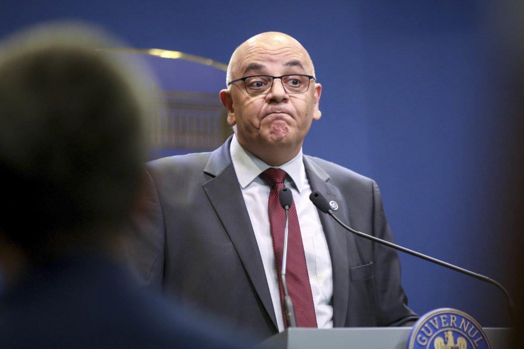Arafat: Nu sunt pentru amenzile la care lumea să îţi râdă în nas când le dai. Înseamnă că amenda nu are efectul ei