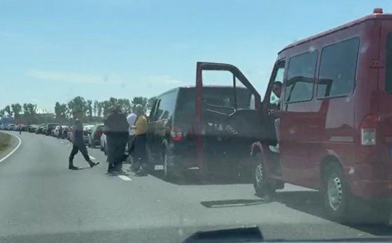 Autorităţile române şi maghiare au deschis şi Vama Borş, ca urmare a aglomeraţiei de la Nădlac