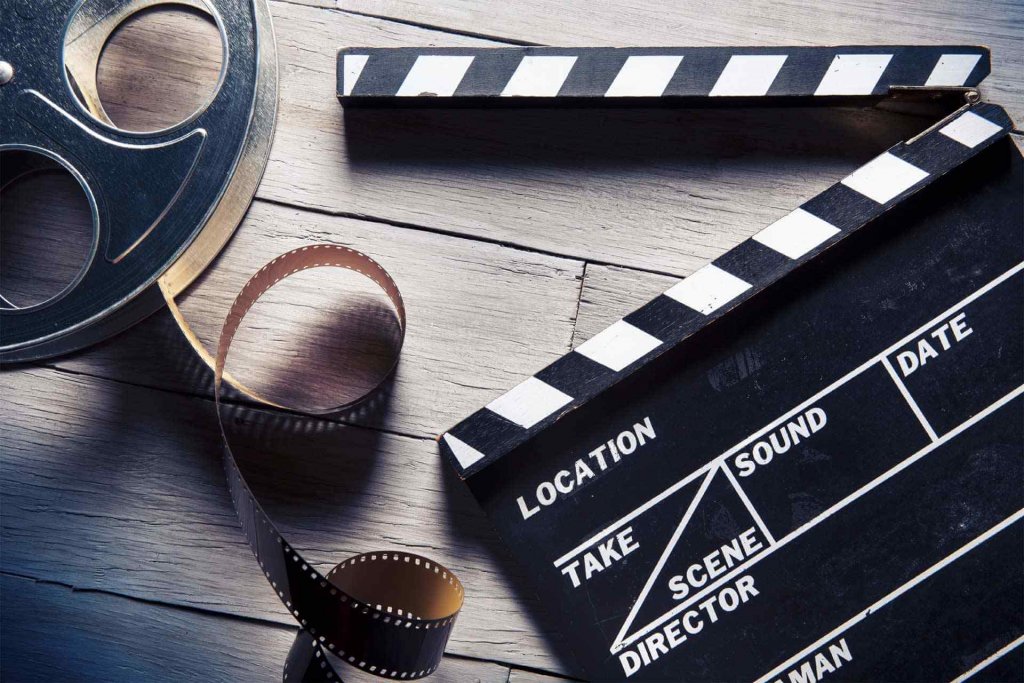Premierul Orban: Discuţii cu reprezentanţii industriei cinematografice, în perspectiva reluării activităţii