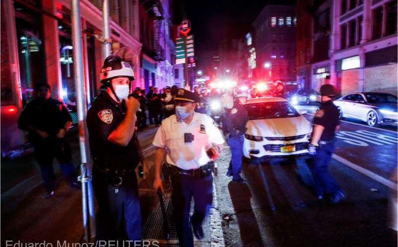 Jafuri, incendii şi vandalism astă noapte la New York. Peste 700 de persoane au fost arestate
