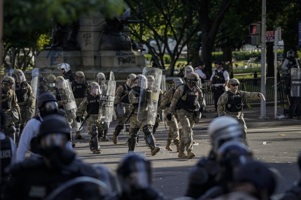 Pentagonul a trimis infanteria americană în Washington DC
