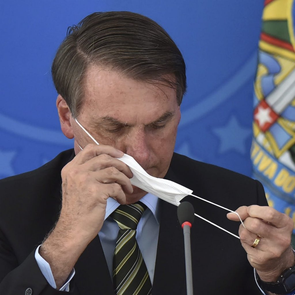 Jair Bolsonaro ameninţă cu retragerea Braziliei din OMS: "Nu avem nevoie de persoane din exterior pentru a-şi exprima părerile despre sănătatea de aici"