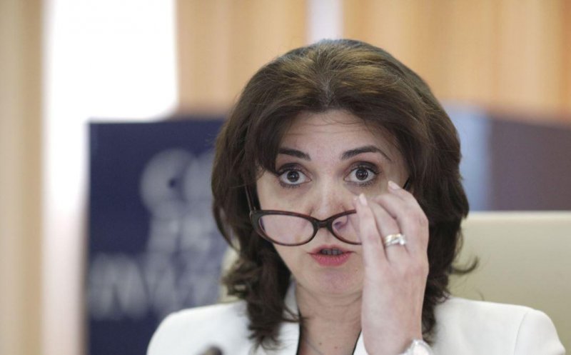 Anisie: Elevii care vor participa la a doua etapă a Evaluării Naţionale nu vor fi "prejudiciaţi" la admiterea la liceu
