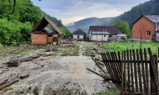 Atenționarea de vreme rea, prelungită. O localitate din Cluj, afectată de inundații