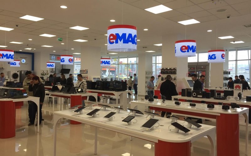 Emag introduce abonamentul la Cluj. Livrare gratuită, a doua zi