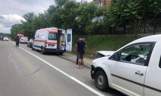 Accident în comuna Mica, două persoane rănite