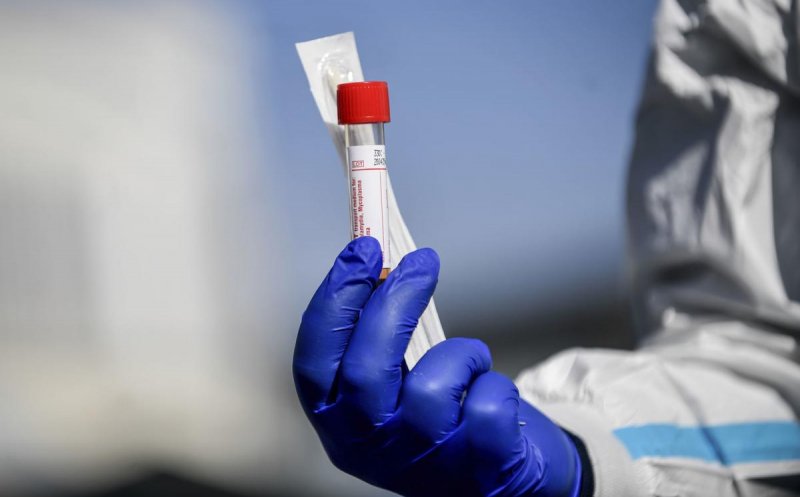 Din nou peste 300 de noi îmbolnăviri. România se apropie de 25.000 de cazuri COVID