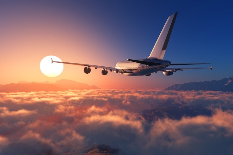 MAE: Turistul român confirmat cu COVID-19 în Grecia a sosit cu o cursă charter Bucureşti - Heraklion